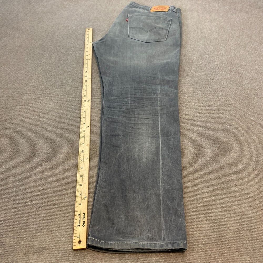 Levi's Jeans Men 36 Fits 37x31 Faded‎ Gray 541 Denim Distressed Straight Fit - Picture 14 of 16